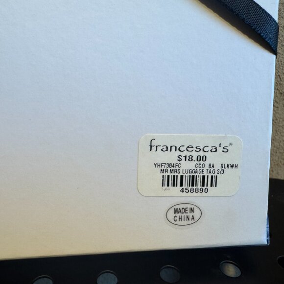Francesca's Newlywed Luggage Tags. 3 Black & White Tags (Mr, Mrs, More Mrs) New - Picture 3 of 6